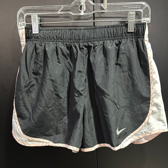Nike Dri-Fit running shorts,panty lined,elastic drawstring waist,mesh side panel - Picture 1 of 9